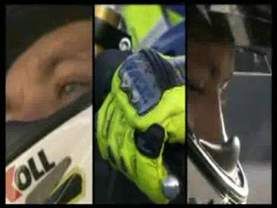 TIPS : Trik Menguasai Sirkuit ala Valentino Rossi